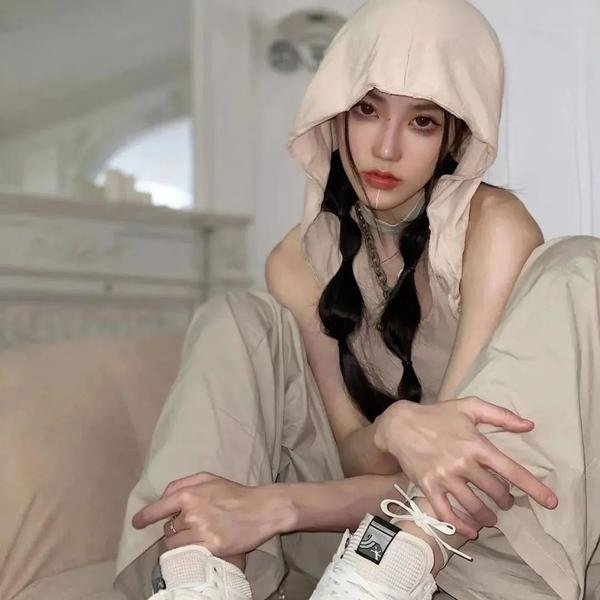 我，我自己和虚空